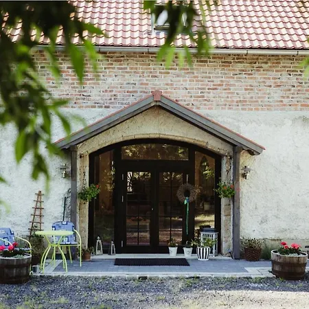 Lawendowa Stajnia * 希隆斯克地区勒武韦克