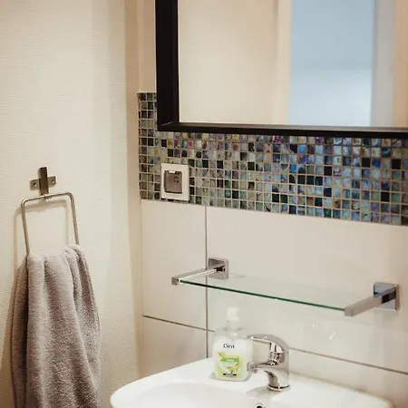 Lawendowa Stajnia Bed & Breakfast Lwowek Slaski