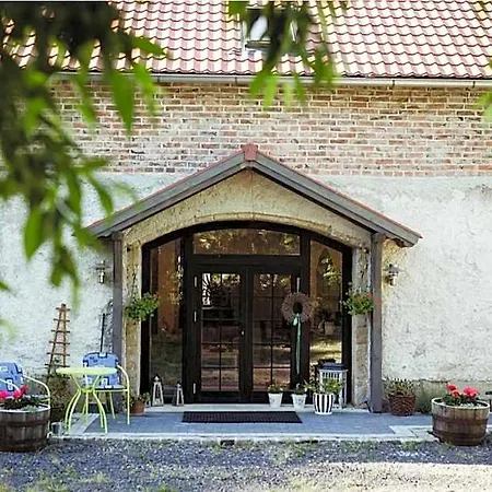 Bed & Breakfast Lawendowa Stajnia Lwowek Slaski