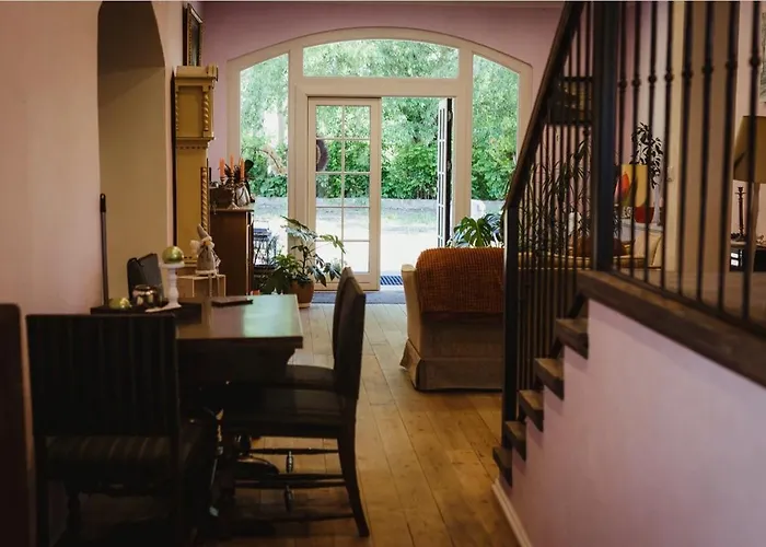 Lawendowa Stajnia 住宿加早餐酒店