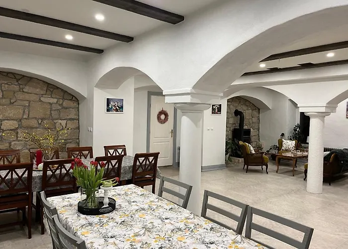 Lawendowa Stajnia 希隆斯克地区勒武韦克